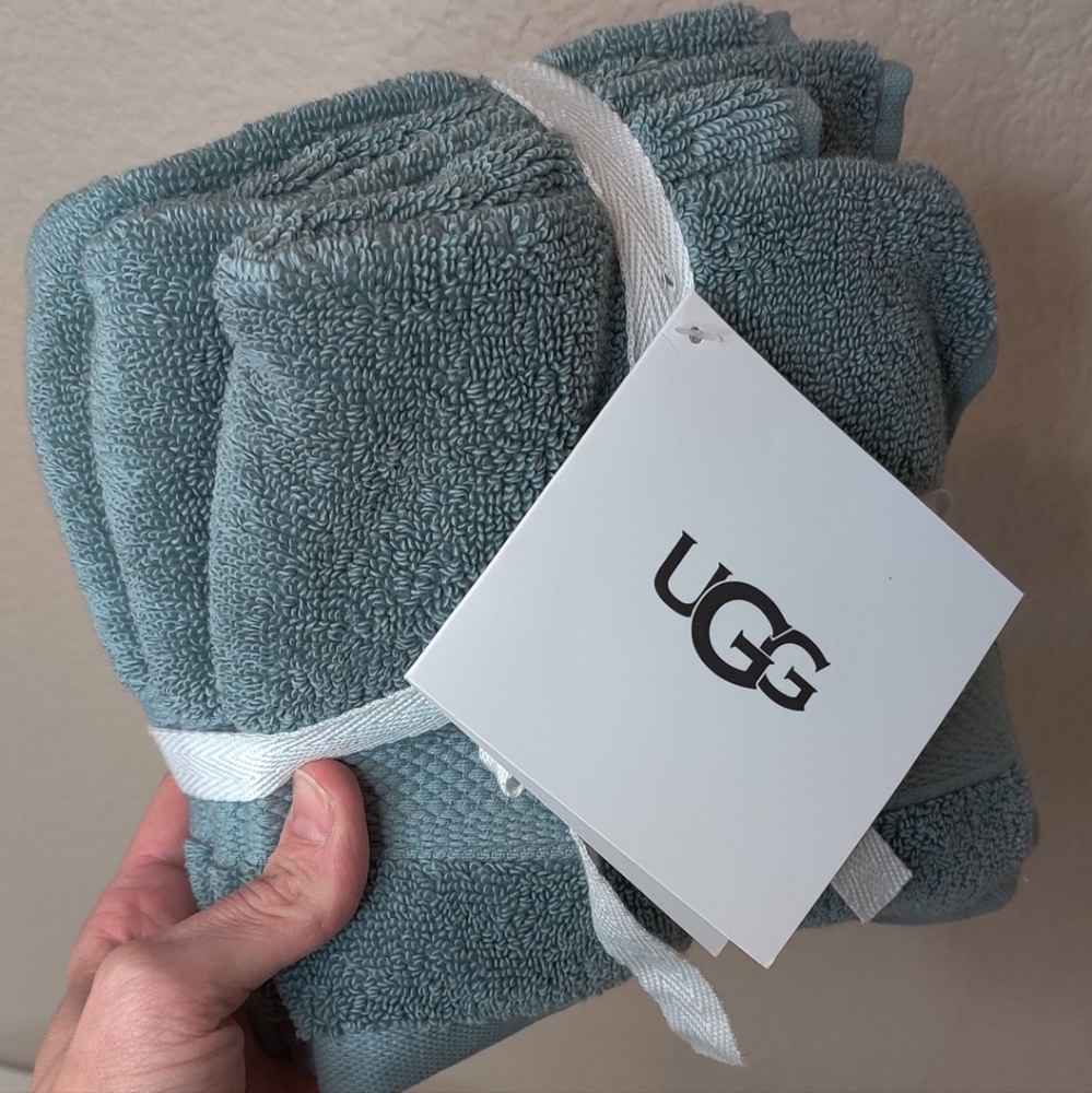 SOLD OUT UGG 4 pc Pasha Organic Cotton Blue Succulent Wash Cloth Set - Picture 5 of 12